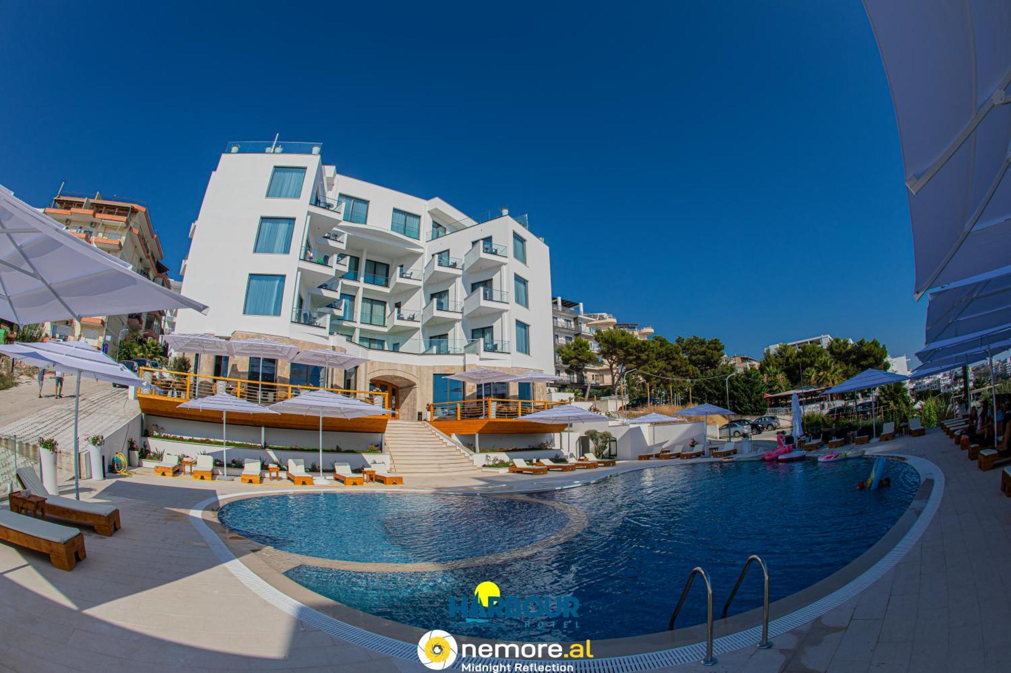 Harbour 4* Sarandë