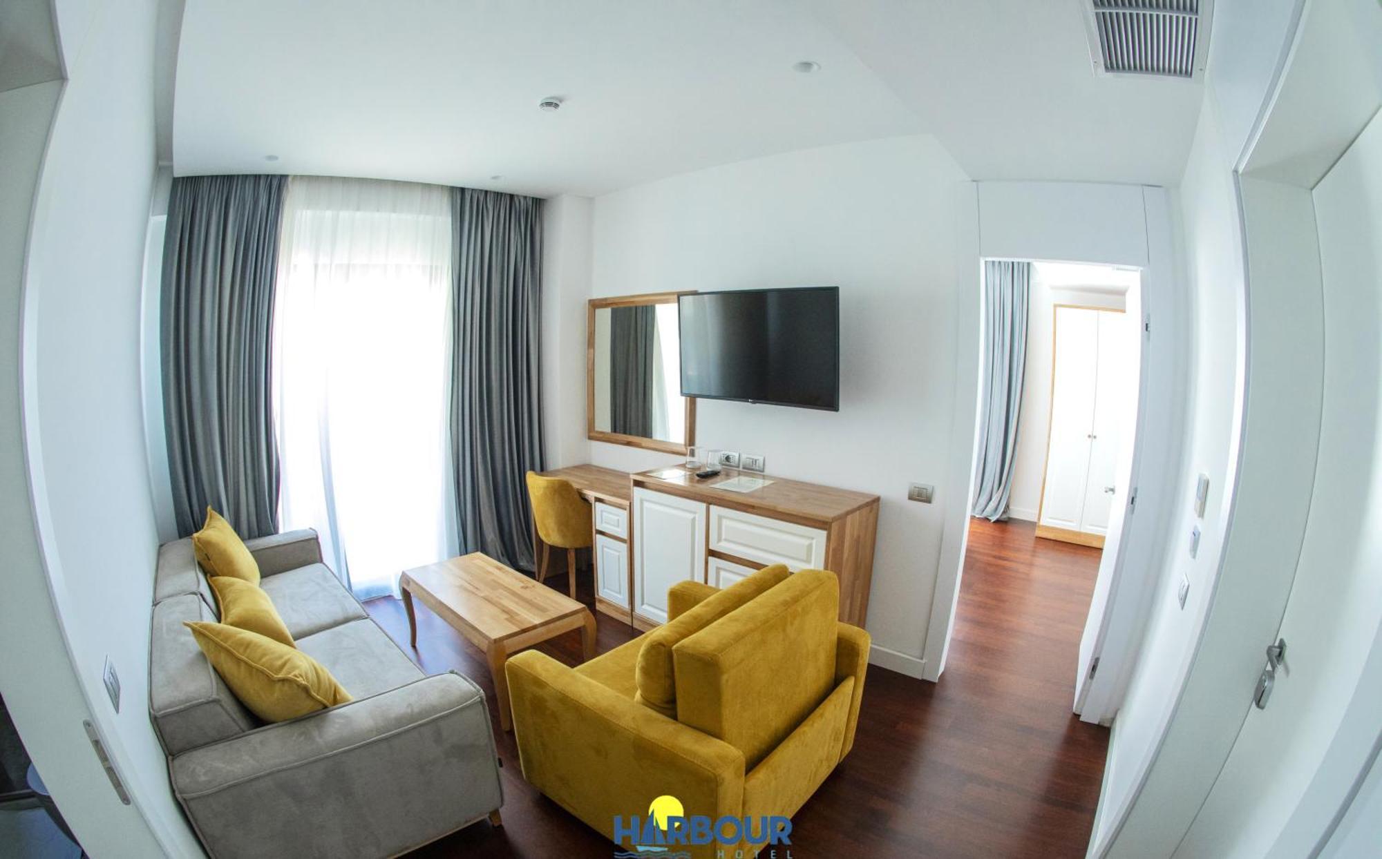 Harbour 4* Sarandë